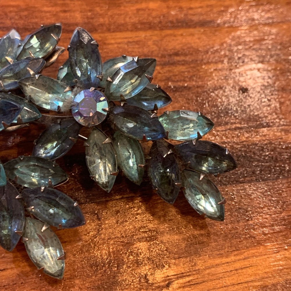 Antique Rhinestone Brooch - Picture 6 of 16